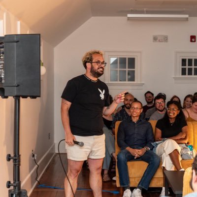 Displaced former candidate | Queer 🏳️🌈| Afrolatino 🇵🇷| Lawyer ⚖️ | former #mapoli staffer (any pronouns) • views are my own, but feel free to adopt them
