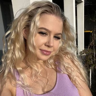 LexiKate228865's profile picture. 