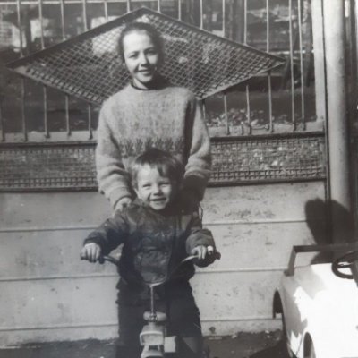 Developer: worked in startups/big tech.
Author of: https://t.co/iGiUvxH7DQ.
⚡ Tips on AWS cloud/SaaS/development.