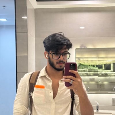 lifeofdaksh's profile picture. Software engineer @BAESystemsInc
