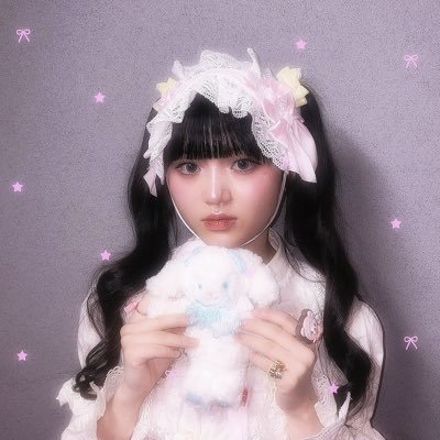 みゆと申します ♡ かわいいお洋服が大好きです🎀 ♡ メルモ研修生 ♡ 趣味はスイーツ巡りとバービー人形集めとこぎみゅん🫶