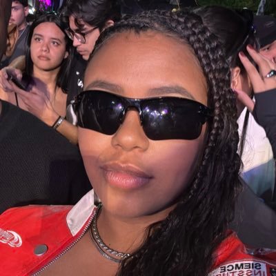 aandradecamii's profile picture. meu delírio • Kelly 🤍