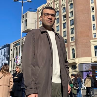 هذه صفحة شخصية أكتب فيها ما أرغب أن أكتبه ، لا ما ترغب أن تقرأه ... 👻👇🏻