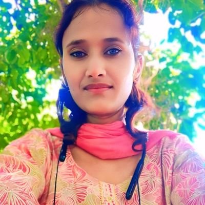 🥰अगर किसी चीज़ को दिल से चाहो तो पूरी कायनात उसे तुमसे मिलाने में लग जाती है| 🥰
