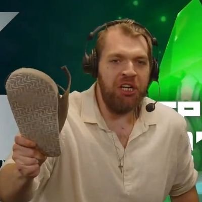 Falazury's profile picture. Streamer | Caster. #ChurCHofSlippers   🇨🇿 LoL support (peak GM)