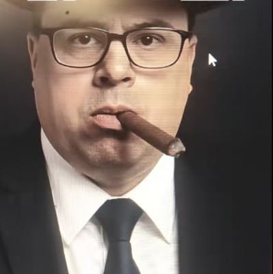 sumajestadelhal's profile picture. Empresario .