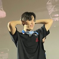 เป็นสาวกันบ่ (@oppakongnu) 's Twitter Profile