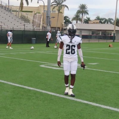 6’0 | 190bs | DB|⭐️| Class of 2027 | Charles W. Flanagan High School | Phone number 754-202-6557