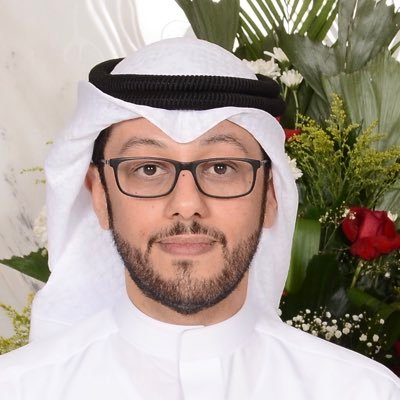 أنا لا يهمني أحد، إن الذي يهمني كرامتي وعزتي، وإن تكون هذه العزة مستمدة من الله وارتباطي بأهل البيت عليهم السلام . #لا_للتطبيع 🇰🇼🇵🇸