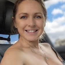 Becky1736767's profile picture. 