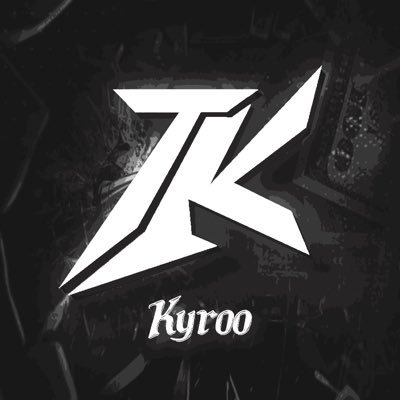 Old Gen Cod Trickshotter & Sniper | Hybrid Player For @TargetKingdom | vKyroo XB1 | @KyrooShitPost