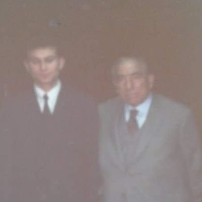 sezar697496's profile picture. 