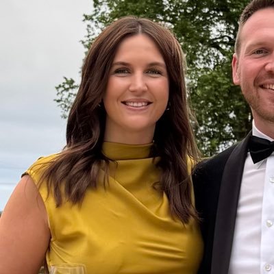 mrsrosiejay's profile picture. Year 3 teacher at Glebe Farm School 💚💛