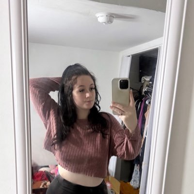 mayaxloveee14's profile picture. 