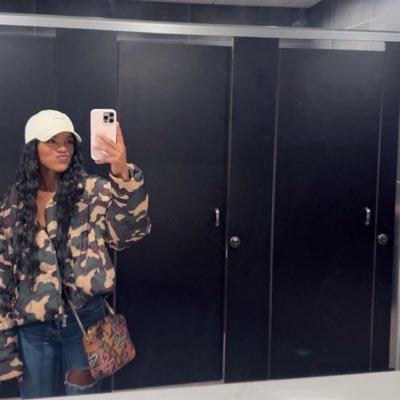 jaylawardd's profile picture. ✞ | this is me saying whatever i want like a true journalist