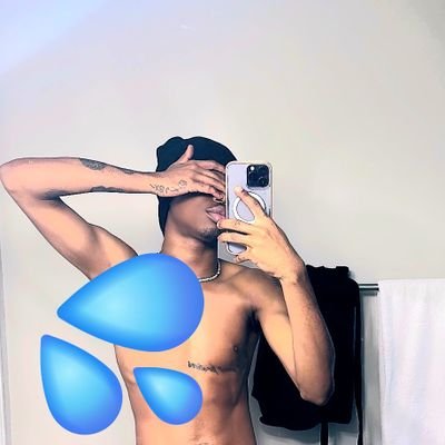 feel free to dm 📥💦🛌 i need me a partner/buddy💕💯❄️💙