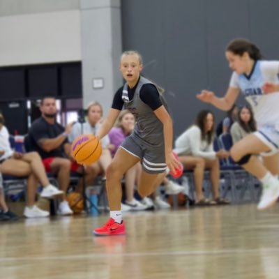 PG|SG|Class of 2030 | Maryville Jr. High Lady Rebels š#2ā½ļø#3 AAU: @FbcReign2030 āļø