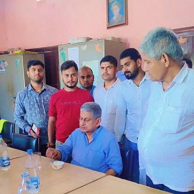 NitishRay13's profile picture. 