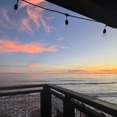 bameron52's profile picture. $SOL $BNB