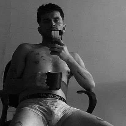 elduquevv's profile picture. Soy ambicioso, soberbio y envidioso.