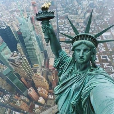 henry042985's profile picture. 