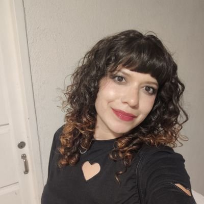 Crespowerosa | Madre perruna/gatuna | Amante de la geología | #WomenInTech 💚💙