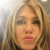 Jenifer Aniston (@ween33194) 's Twitter Profile