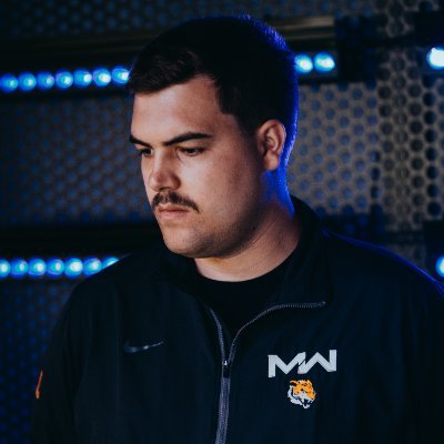 26 | Call of Duty Coach for @speedywhitemen | RIT Mechanical Engineering ‘26 (B.S.) | @RITesports | @LockheedMartin | 💙 Jac
