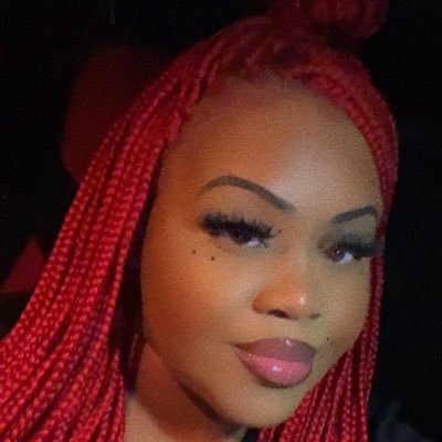 🇿🇦🇭🇹|MUA|YouTuber|. Snapchat: conceited.iam Instagram: ebonygoddess_