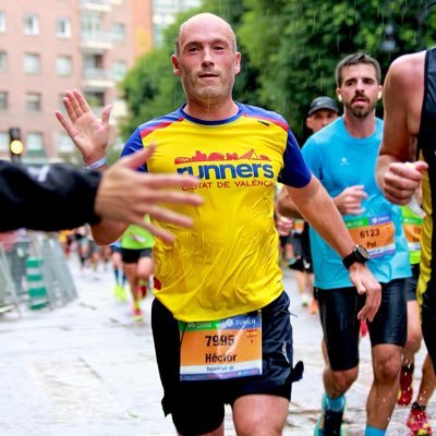 Profesor Asignaturas de Ciencias de Secundaria Runner de @RunnersCdVLC 🏃🏻♂️5K: 0:18:28 🏃🏻10K: 0:39:16 🏃🏻15K: 1:01:50 🏃🏻21K: 1:29:37 🏃🏻42K: 3:06:52