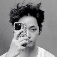 ٭ (@rkivepanic) 's Twitter Profile