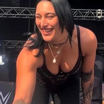 Bigdutyman225's profile picture. fake nudes and some real ones