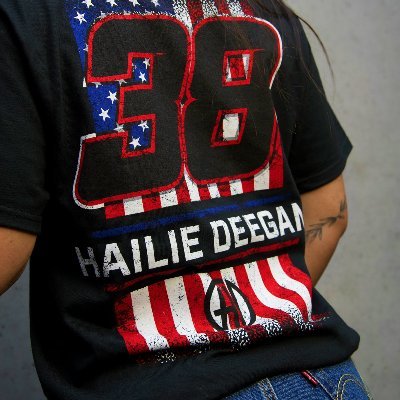 DeeganHail74876's profile picture. chat