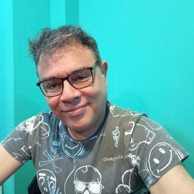 Director Teatral, Dramaturgo, Escritor de Las Historias de Achaque y Locura.
