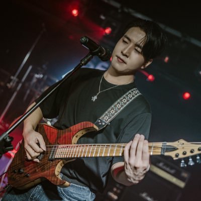 Solo Artist / Band @Team_Libra923 🎸 Skervesen Guitars Artist / D’Addario Asia Artist 📬 Profile📸 @lruneism_ jungmato66@gmail.com