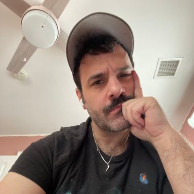 BLM. U=U. stached or bearded butthead. he/him. https://t.co/4bAUJ9E5rt
