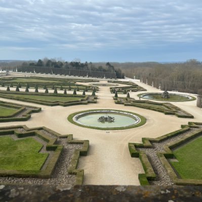 Gregoryjazz0321's profile picture. My sense of humor was kickstarted by the “Hitch Hikers guide to the galaxy” My struggle is “Love Rules My Life”. Don’t ever give up on your dreams…