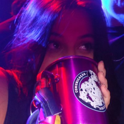 eu sempre quero uma heineken geladinha