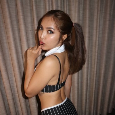 looking for collab partner on OF, hit me up on my main @abbyabella888