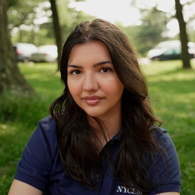 lexinizhny's profile picture. Senior press officer @NYCEM. Formerly press @NYCComptroller & copywriter @BerlinRosen