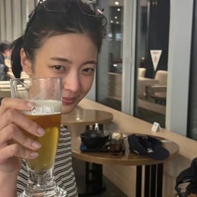 ohyattnboom's profile picture. 小猫在午睡💤地球在转圈