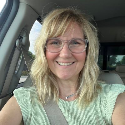 Elisa, | Retired HR manager | Safety Advocate, No DM’s❌