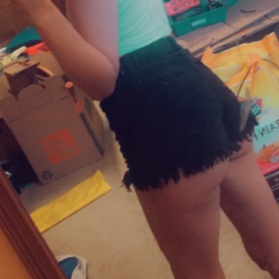 wolfgoddess609's profile picture. 18+ NSFW. Fetish/kink friendly. Gamer. Tribute $10. C/A $DarkmoonBrat