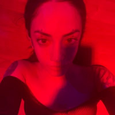 La bouche pleine de foutre https://t.co/glvaLNBQy8
