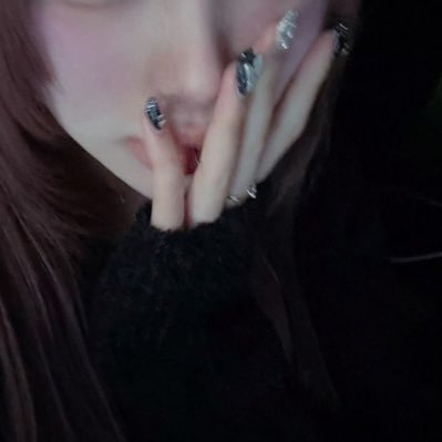 まいにちつらい...解離性同一性障害