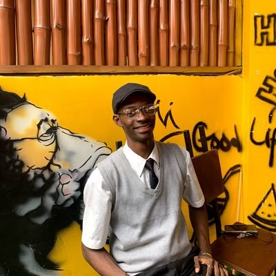 0x_growth's profile picture. • Dev 

• Building in public.