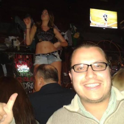 Aficionado extremo a los Delfines de Miami, Club Puebla, Cruz Azul y Real Madrid. Amante del periodismo. P3ndejo profesional. Trato de novios.