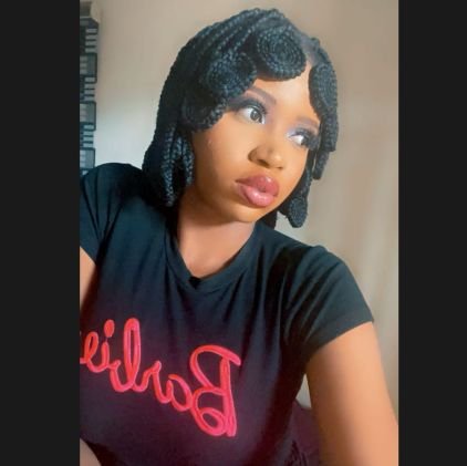 Hi, I’m Marvis — a frontend developer passionate about elegant and efficient user interfaces.”
