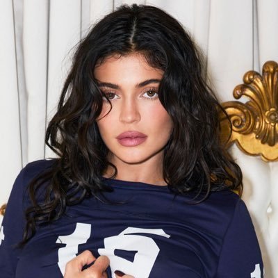 blessing your timeline with kylie jenner ❤️🔥 || fan account, NOT affiliated with kylie jenner or her team.