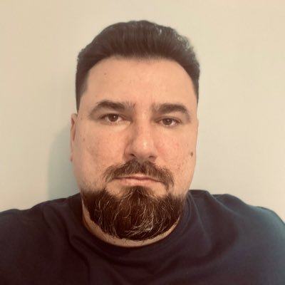 Passionate developer experienced in .NET stack, JavaScript, TypeScript, Angular. Sound design and music production is just my hobby.